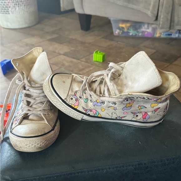 Good condition Converse size 3 US - Picture 2 of 5